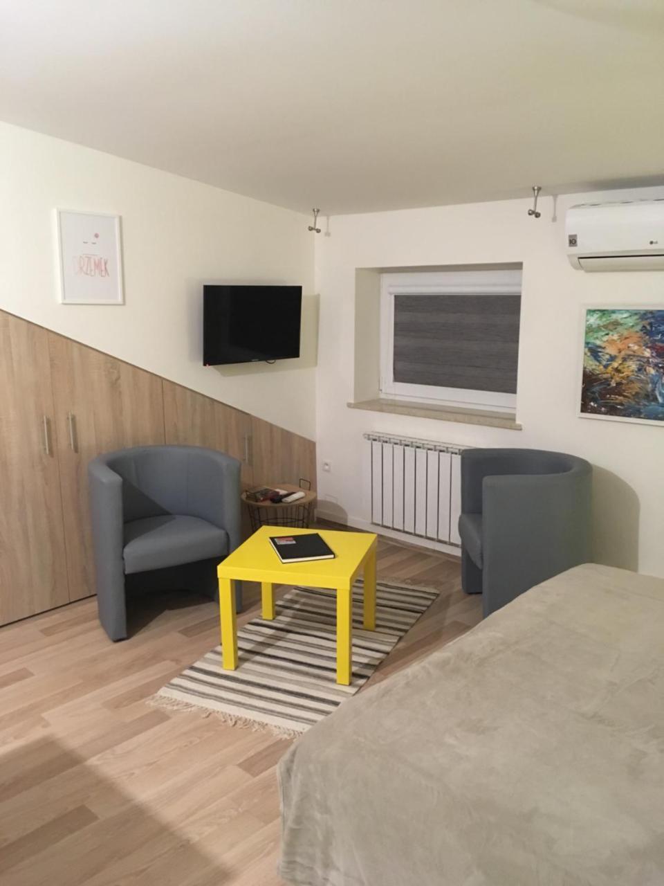 Apartmán Apart Modra 92A Varšava Exteriér fotografie